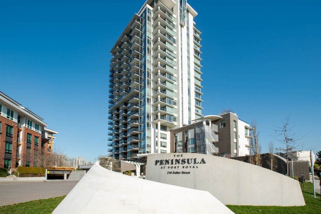 Sold-by-Navid-1302-210-Salter-St