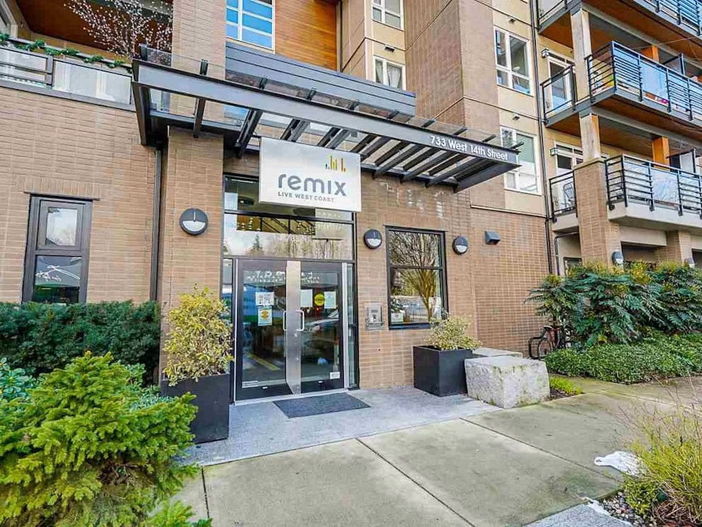 Sold-by-Navid-204-733-W-14th-Street