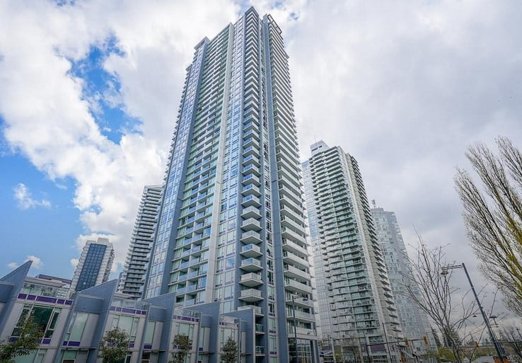 Sold-by-Navid-3208-13696-100th-Avenue