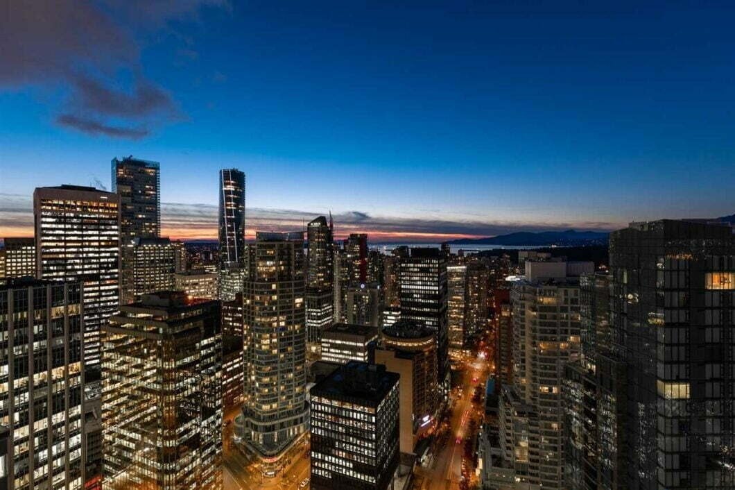Sold-by-Navid-3405-1077-W-CORDOVA-ST-SHAW-Tower