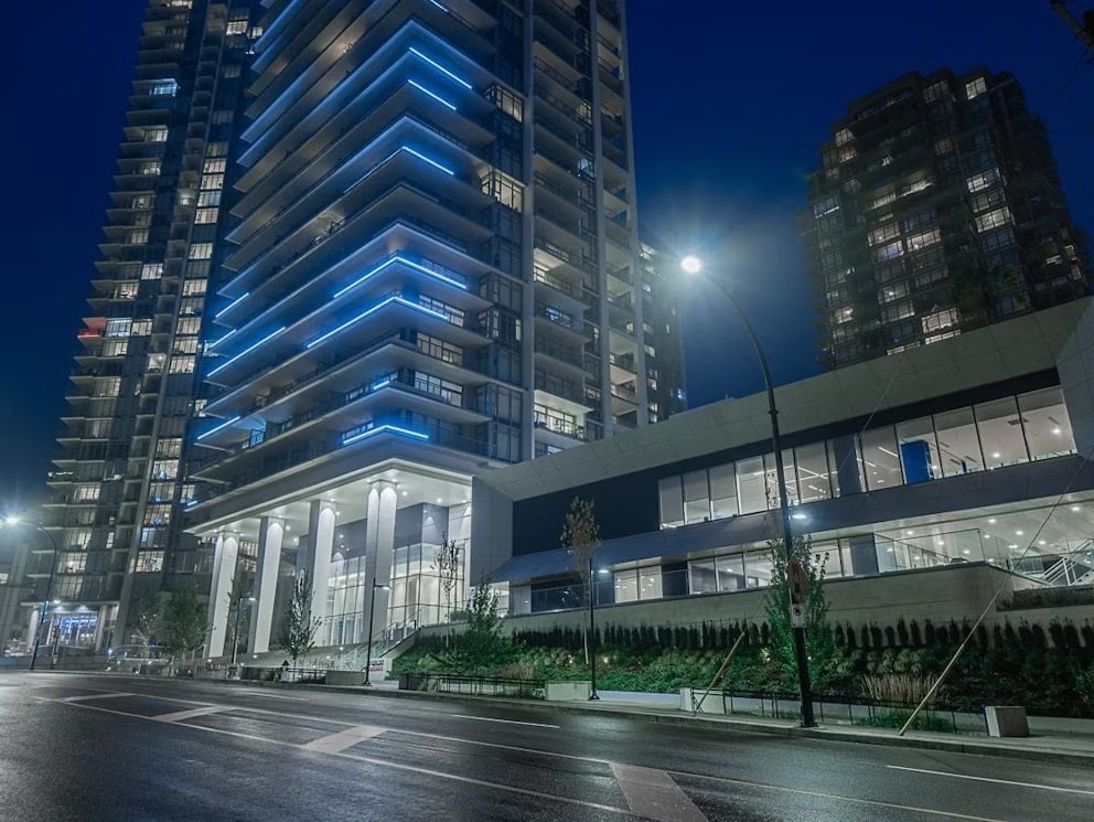 Sold-by-Navid-3708-1888-Gilmore-Avenue