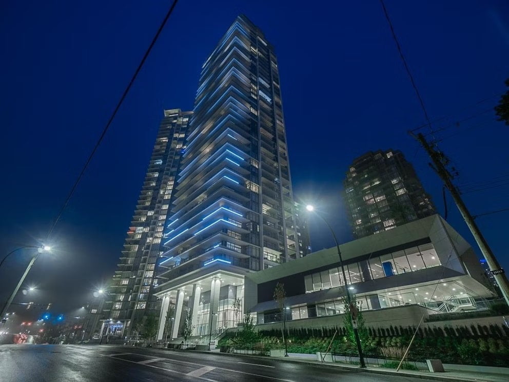 Sold-by-Navid-3908-1888-Gilmore-Avenue