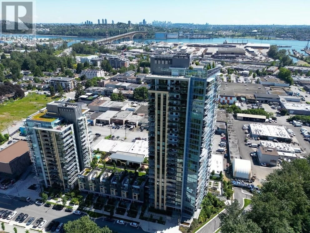 1808-1401 Hunter Street