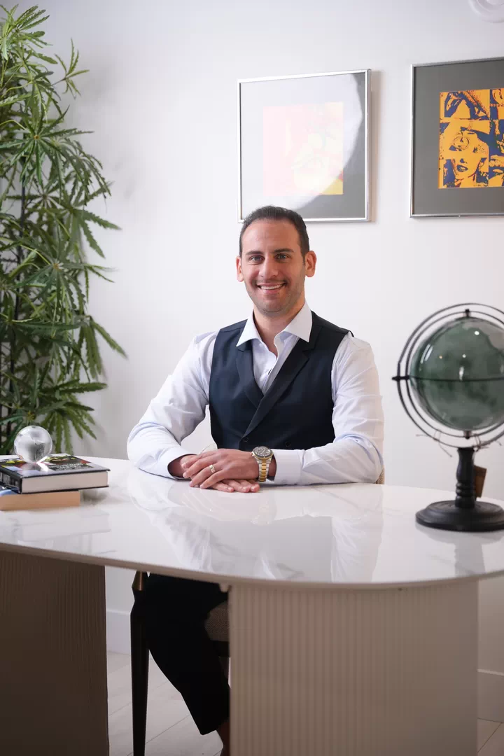 Navid Hakimi Group Luxury Homes for Sale in North Vancouver 2 Navid Hakimi office